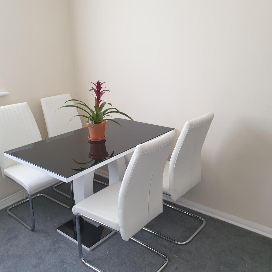 Chatham Private Rooms Екстер'єр фото